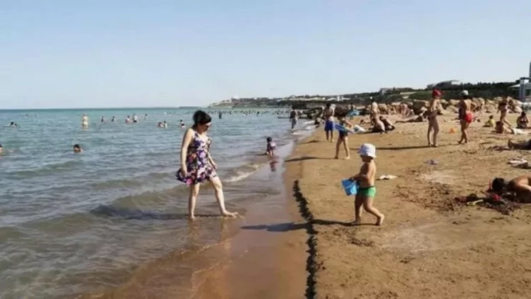 Bakı çimərliyində əxlaqsızlıq - Polis hərəkətə keçdi