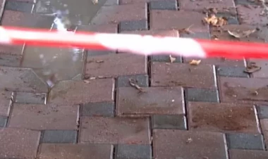 Qonşu qonşunu insanların gözü qarşısında amansızcasına ÖLDÜRÜB... - VİDEO