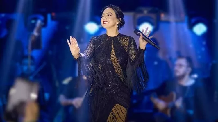 Ebru Gündeşi Azərbaycana toya gətirən milyonçu iş adamı görün kimdir