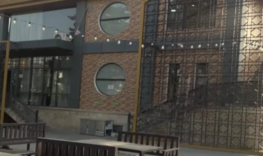 Bakıxanovda restoranda işçi işığı yandırdı, partlayış baş verdi - təfərrüat