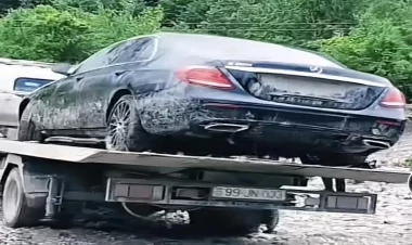 İsmayıllıda sel aparan bahalı maşın kimindir? - FOTO