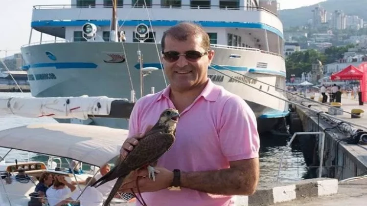 Küçədə yararsız vəziyyətdə qalan 