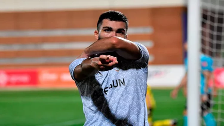 Qurban Qurbanovun oğlu İsveç klubunda - “Qarabağ” nə qədər qazanacaq?