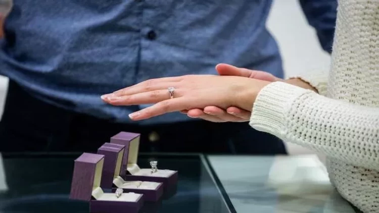 Tək qaş brilyant almaq istəyənlər üçün VACİB NÜANSLAR