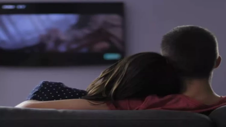 Bakıda sevgilisi ilə hotelə gedən kişi yeməyə görə həbs olundu