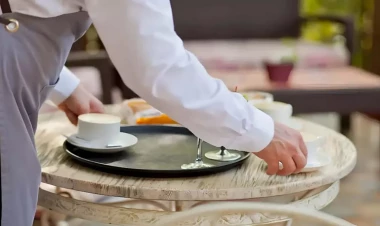 Şəkidə müdir qətlə yetirildi - ofisiant polisə təslim oldu