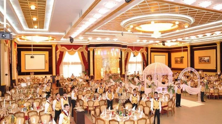 Toyda yıxılan kişi ÖLDÜ