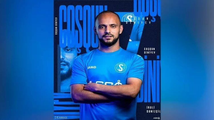 Azərbaycanlı futbolçu Türkiyə klubuna keçdi