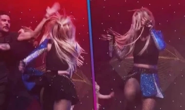 Məşhur müğənnini səhnədə belə döydülər - VİDEO - FOTO