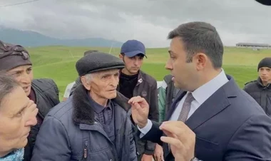 İcra başçısı Söyüdlüdə sakinlərlə görüşdü - FOTO