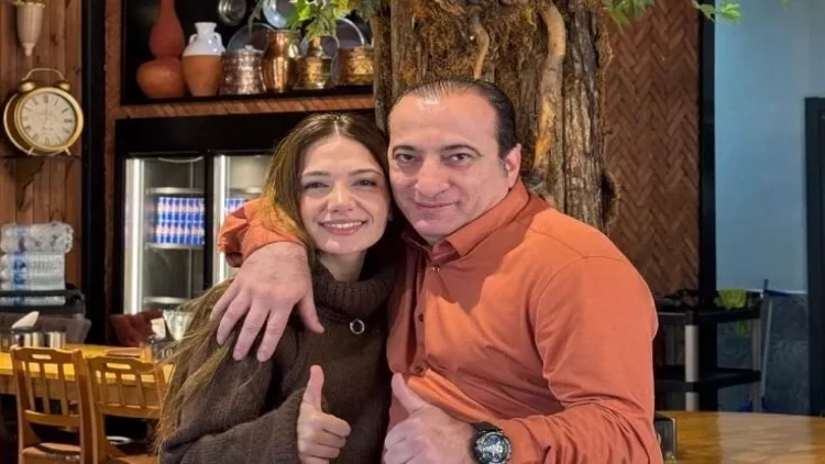 Xalq artistinin qızı yanında bu işdə çalışır