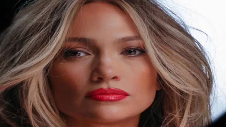 Cennifer Lopes görün kimin açıq-saçıq fotosunu yaydı