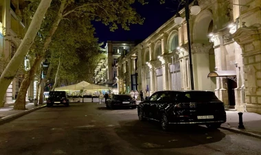 Xaqani bağının yaxınlığındakı 888, 444 və 777 nömrəli maşınlar kimindir? - AYNA-dan cavab