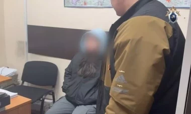 6 yaşlı övladını öldürüb, bədənini parçalara ayırmışdı, həbs olundu - FOTO