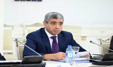 Minimum əməkhaqqı 400, minimum pensiya 320 manat oldu - Nazir açıqladı