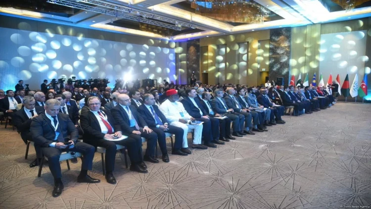 Bakıda D-8 Media Forumu keçirilir - FOTO