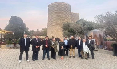 Erməni nümayəndələr Bakını gəzdilər - FOTO