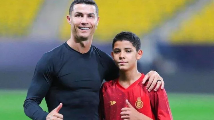 Ronaldu ilə oğlu arasında 