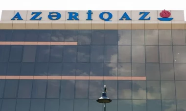 Yasamalda abadlıq işləri narazılıq yaratdı: “Qaz xətlərinin üstündən yük maşınları keçir”