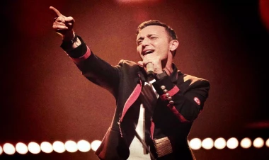 Mustafa Sandal Bakıda toyda - VİDEO