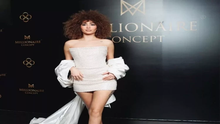 “Fashion Week Azerbaijan”da modellərin transparan geyimi müzakirə yaratdı - VİDEO