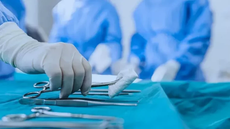 Tanınmış müğənni ağır xəstəlikdən əziyyət çəkirmiş - Ürək əməliyyatı olunub - FOTO