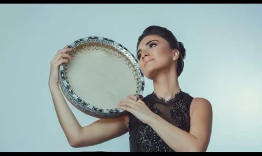 Əmiqızı olan məşhur müğənnilər KÜSÜLÜDÜRLƏR: Biri xanəndə və Əməkdar artistdir