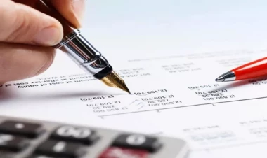 “Xidmət müqaviləsi” altında böyük fırıldaqlar olur - Hüquqşünasdan XƏBƏRDARLIQ