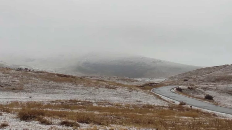 Naxçıvana qar yağıb