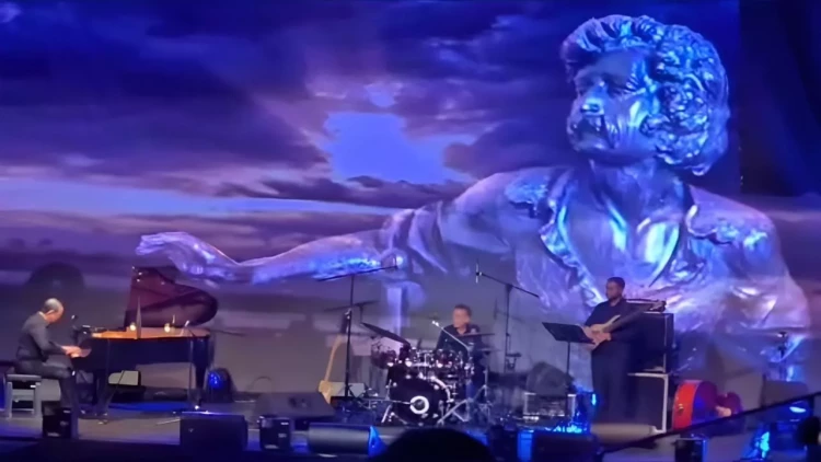 Unudulmaz Maestro Vaqif Mustafazadə – caz ulduzlarının iştirakı ilə möhtəşəm konsert Bakıda - VİDEO - FOTO