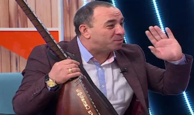 35 il sonra yaşadığı evə gəldi, göz yaşı tökdü - VİDEO