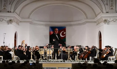 Ümummilli Lider Heydər Əliyevin əziz xatirəsinə həsr olunmuş anım gecəsi keçirilib - FOTO