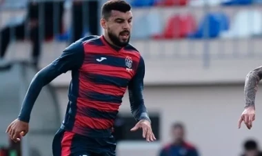 Adil Nağıyevə 5 illik şərti cəza verildi