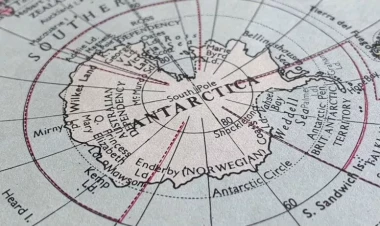 Dünyanın ən çətin nöqtəsinə çatdılar - Tarixi səyahət 2,5 il çəkdi
