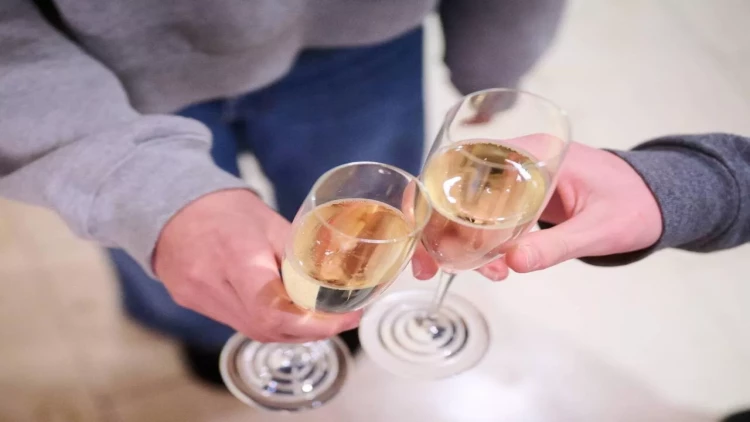 Uşaq şampanları ilə bağlı xəbərdarlıq