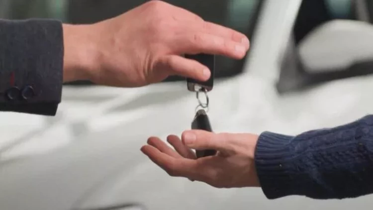 Bu şəxslərə yeni avtomobillər veriləcək