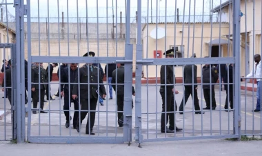 Sabah Amnistiya aktının icrasına başlanılır