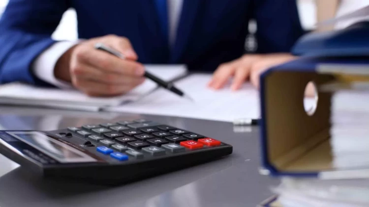 Vergi orqanlarında işləmək istəyənlər imtahan verdilər