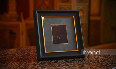 AZAL-ın Qazaxıstanda qəzaya uğrayan təyyarəsinə həsr olunmuş poçt markası təqdim olunub