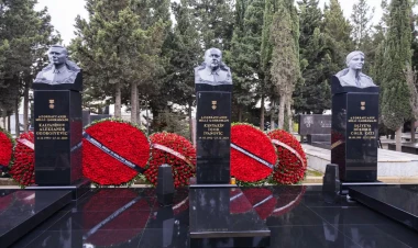 J2-8243 reysinin faciəsinin ildönümündə həlak olanların xatirəsi anılıb - FOTO