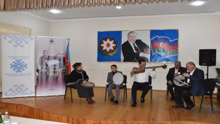 Yevlaxda qarmon və xanəndəlik ixtisasları üzrə ustad dərsləri keçirilib - FOTO