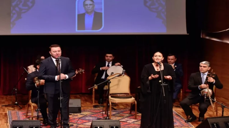 Qədir Rüstəmovun 90 illiyinə həsr olunmuş tədbir keçirilib - FOTO