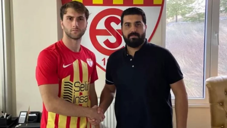 Azərbaycan yığmasının sabiq futbolçusu Türkiyədə saxlanıldı -