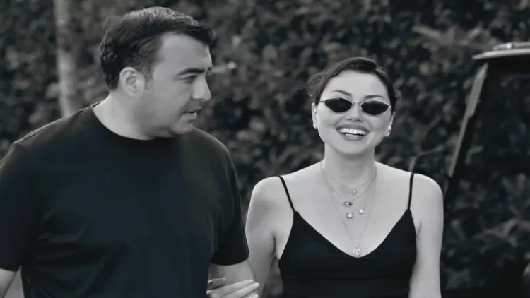 Həyat yoldaşının ad gününü belə təbrik etdi - FOTO