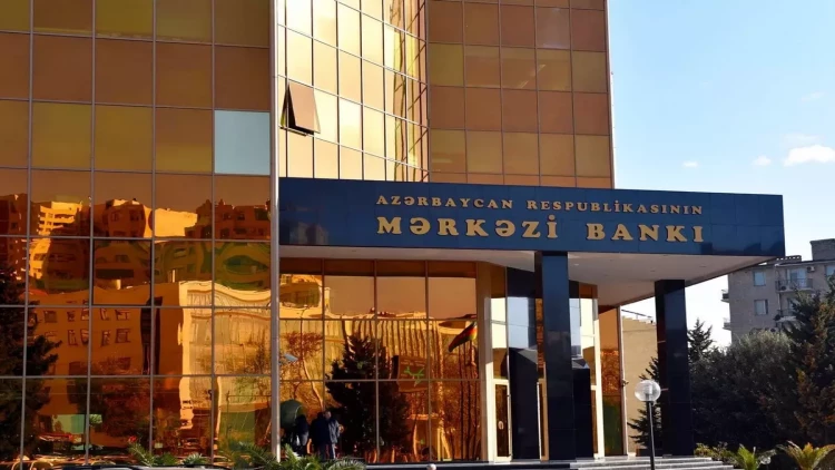 Bank və poçt filialları bayramda işləyəcək?