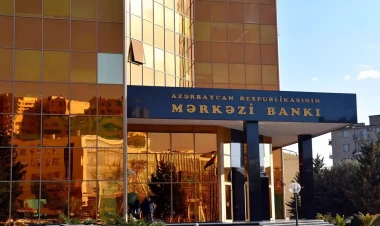 Bank və poçt filialları bayramda işləyəcək?