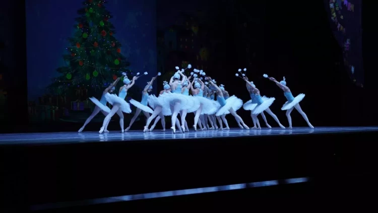 Heydər Əliyev Sarayında “Şelkunçik” baleti tamaşaçılara təqdim edilib - FOTO