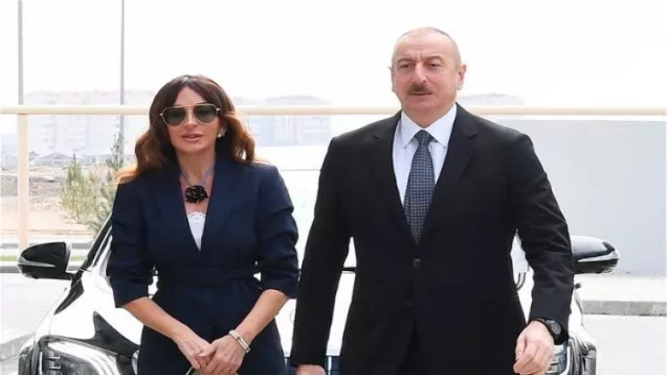 İlham Əliyev və Mehriban Əliyeva Vayra Vike-Freyberqaya başsağlığı veriblər