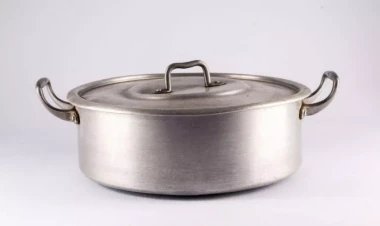 Alüminium qablarda bişirilən yeməklər nə qədər təhlükəsizdir?