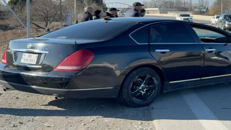 Ucarda “Nissan” aşdı - Xəsarət alanlar var - FOTO